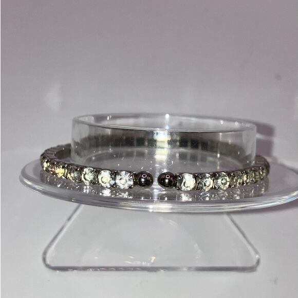 Silver-Tone Double Rhinestone Stretch Open Bracelet! - Picture 4 of 7